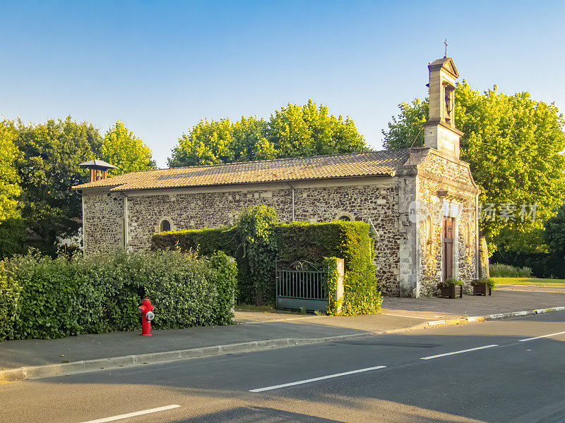 Cazaux-Fréchet-Annéran-Camors church